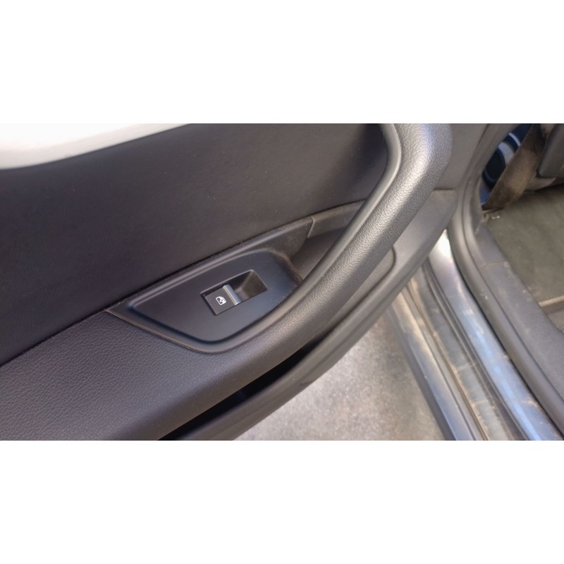 Recambio de mando elevalunas trasero izquierdo para audi a5 sportback (f5a, f5f) 35 tfsi mild hybrid referencia OEM IAM   
