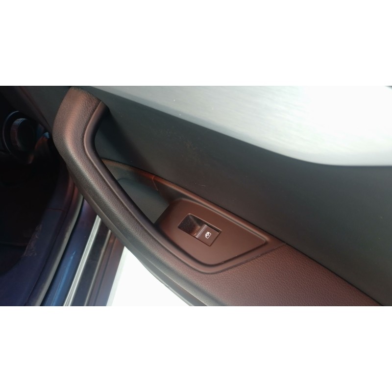 Recambio de mando elevalunas trasero derecho para audi a5 sportback (f5a, f5f) 35 tfsi mild hybrid referencia OEM IAM   