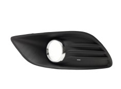 Recambio de rejilla paragolpes izquierda para ford focus lim. (cb4) referencia OEM IAM  1528561 107104218/FD4262134/403106D