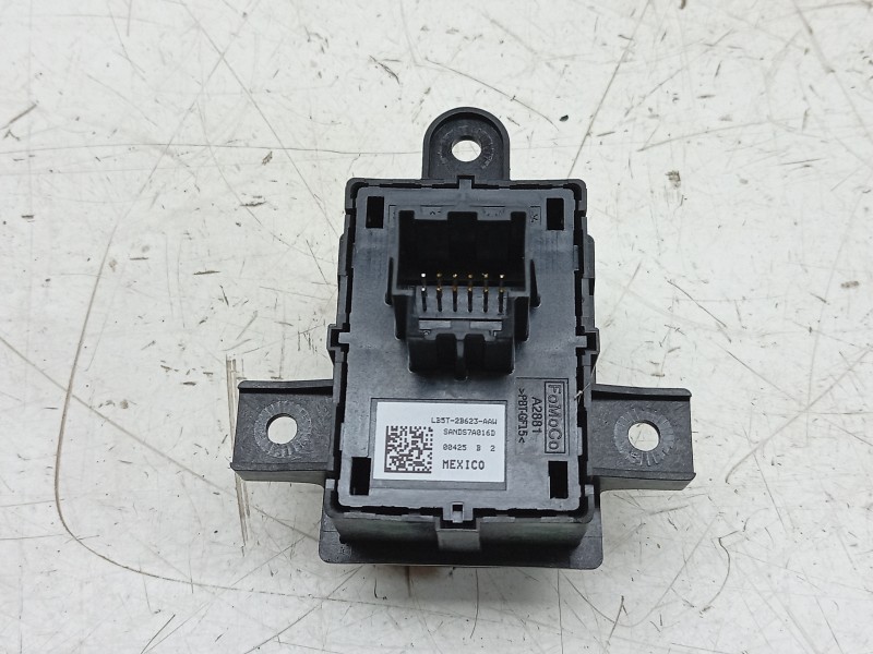 Recambio de palanca freno para ford kuga iii referencia OEM IAM 2293117 2293117 