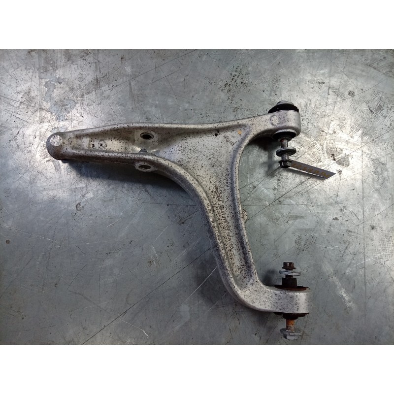 Recambio de brazo suspension inferior delantero izquierdo para maserati ghibli iii (m157) 3.0 s q4 referencia OEM IAM  670107802