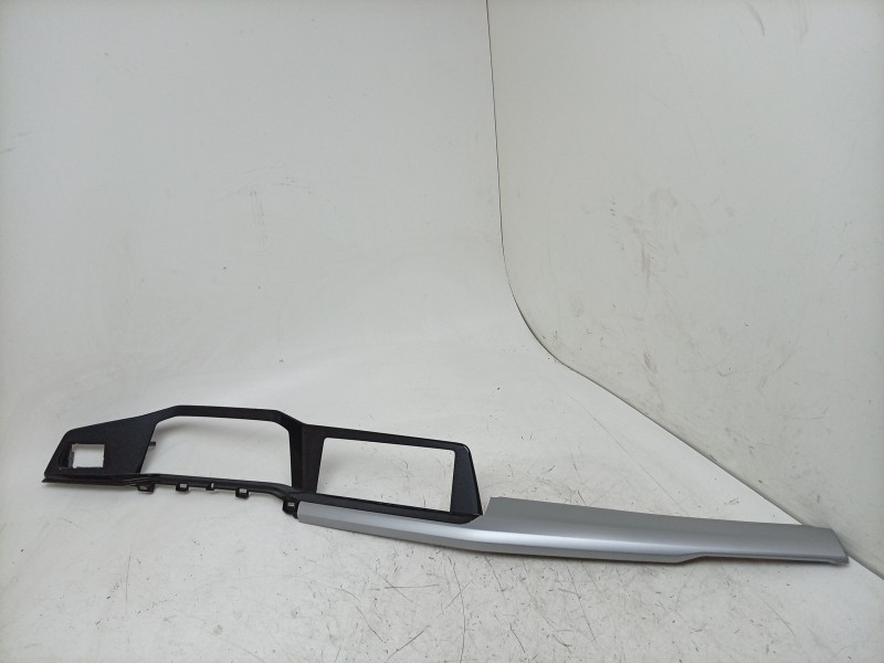 Recambio de moldura para volkswagen golf viii (cd1, da1) 1.0 tsi referencia OEM IAM  5H1857211B 