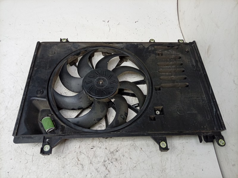 Recambio de electroventilador para mazda 2 hatchback (dl, dj) 1.5 skyactiv-g referencia OEM IAM P54G15025 P5TA15025 