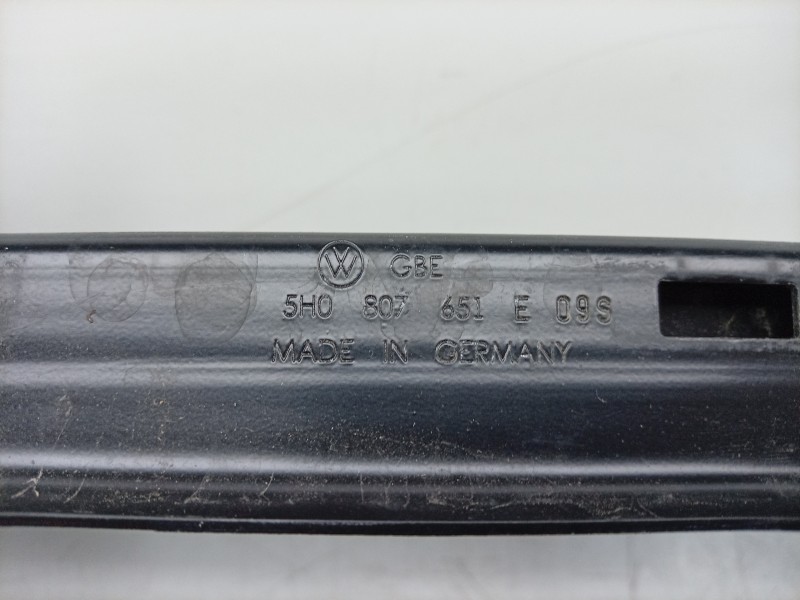 Recambio de refuerzo paragolpes delantero para volkswagen golf viii (cd1, da1) 1.0 tsi referencia OEM IAM 5H0807651F 5H0807651E 