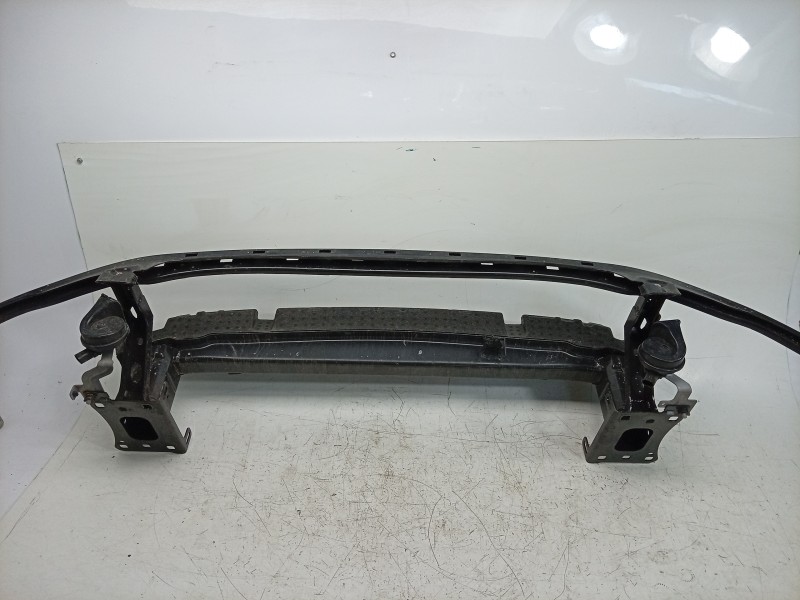 Recambio de refuerzo paragolpes delantero para volkswagen golf viii (cd1, da1) 1.0 tsi referencia OEM IAM 5H0807651F 5H0807651E 