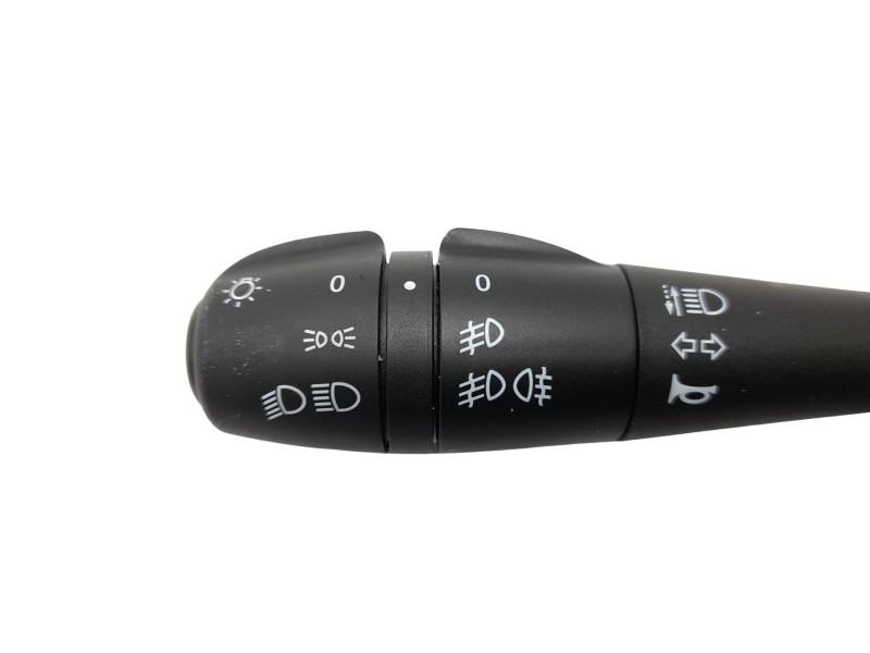 Recambio de mando intermitentes para dacia duster referencia OEM IAM  8201167988 EPERE001