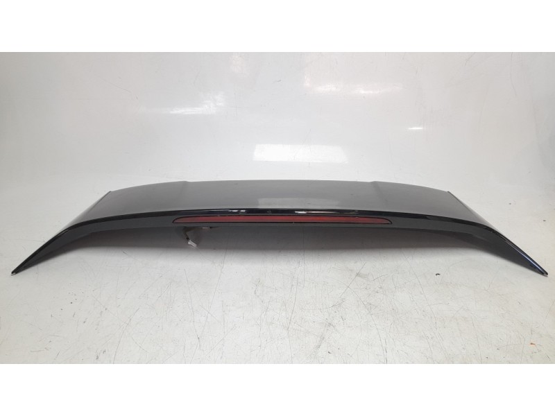 Recambio de aleron trasero para mazda 3 sedán (bp) referencia OEM IAM BCKD51961  