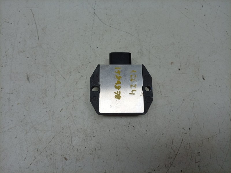 Recambio de regulador de corriente para ktm 890 smt referencia OEM IAM  60311034000 