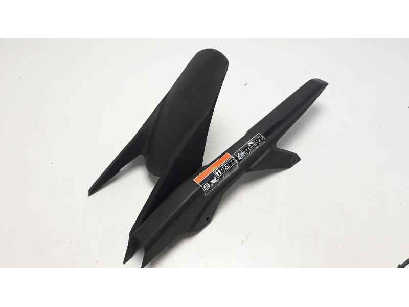 Recambio de guardabarros trasero para honda cb 650f referencia OEM IAM 80103MKND500  