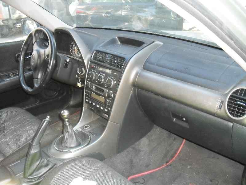 toyota lexus is 200 (gxe10) del año 2000