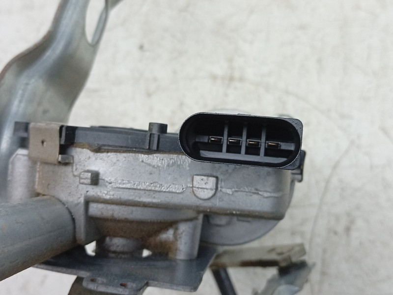 Recambio de motor limpia delantero para bmw x1 (f48) sdrive 18 d referencia OEM IAM  61615A36E69 