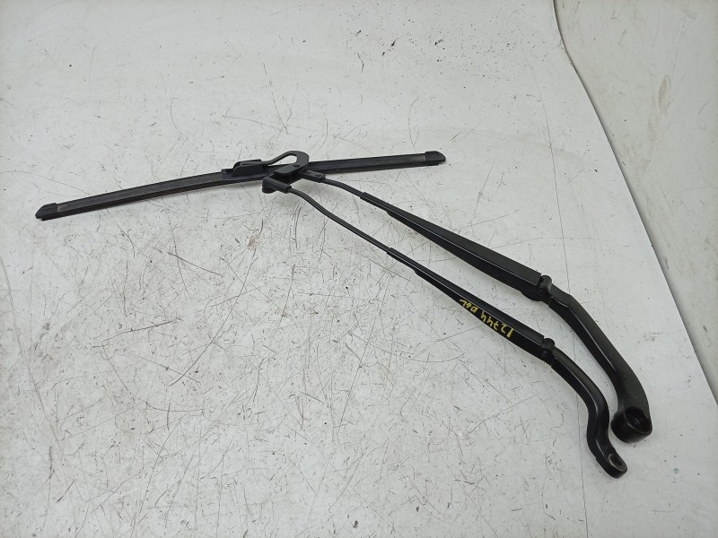 Recambio de brazo limpia delantero izquierdo para dacia spring referencia OEM IAM  288810812R 