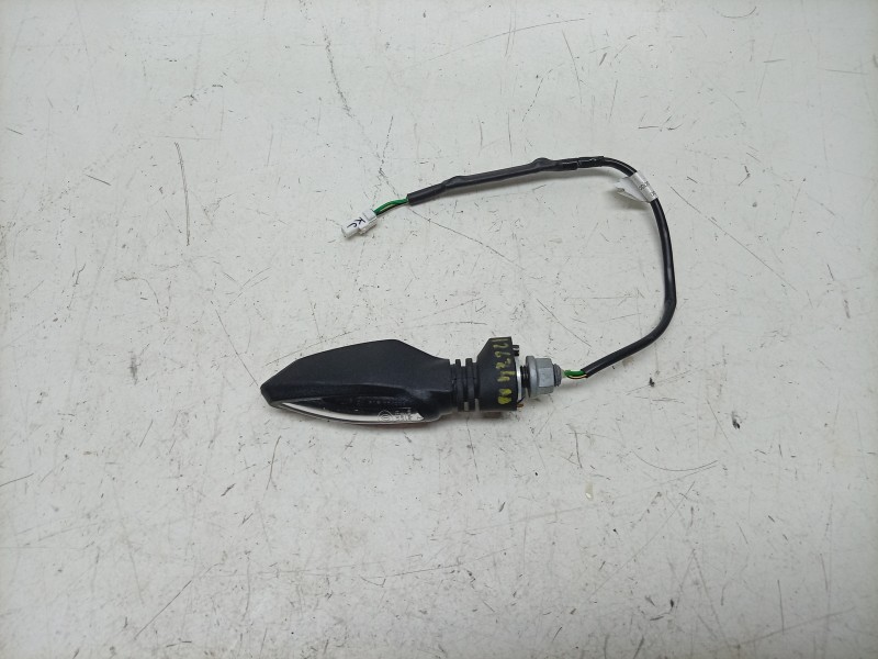 Recambio de piloto delantero izquierdo para ktm 890 smt referencia OEM IAM  60314026000 