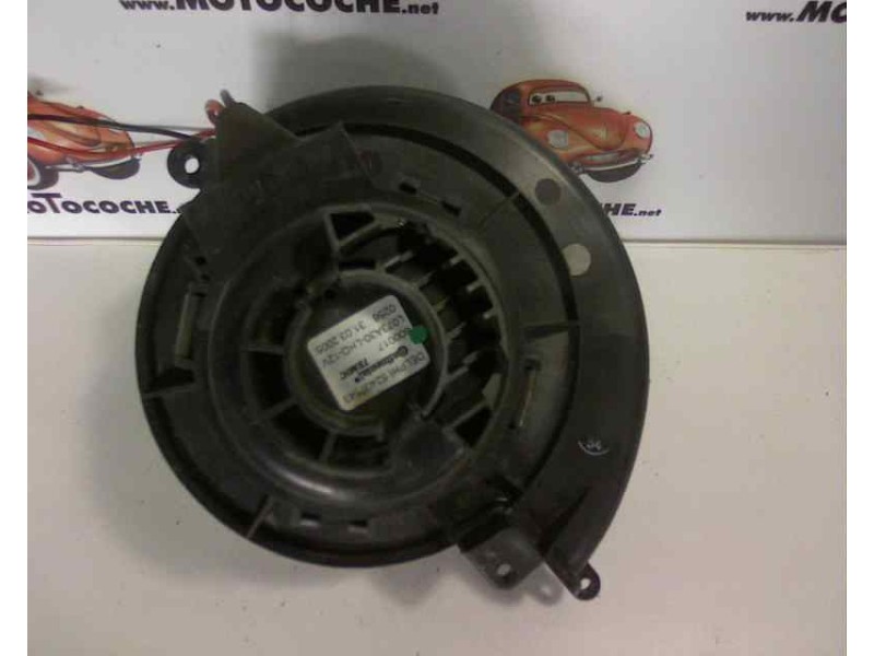 Recambio de ventilador calefaccion para opel astra h berlina 1.7 16v cdti referencia OEM IAM 52407543  600017