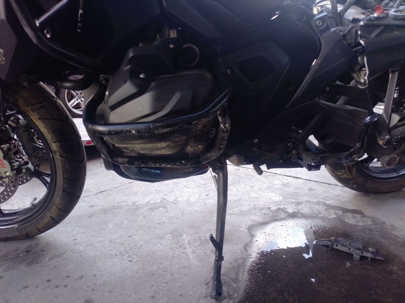 Recambio de motor completo para bmw r 1300 gs referencia OEM IAM   