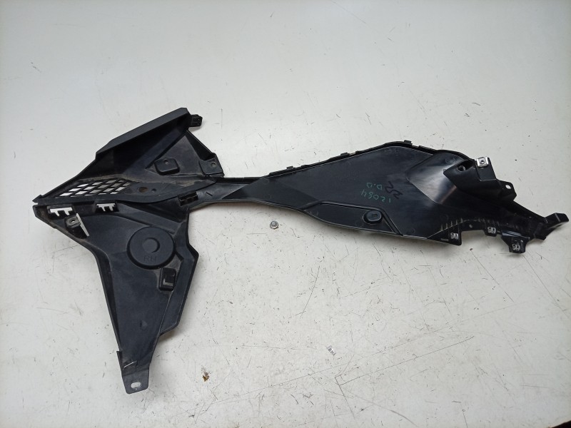 Recambio de moldura para bmw f (801cc - ) f 900 r (4r90) referencia OEM IAM  46638403854 