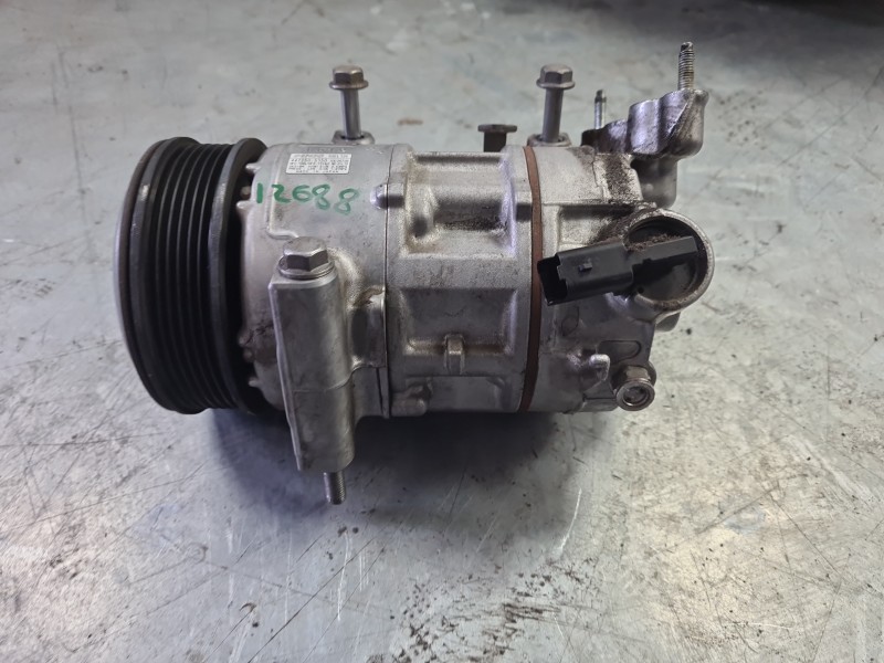 Recambio de compresor aire acondicionado para opel corsa f (p2jo) 1.2 (68) referencia OEM IAM  9831498480 CAF290007