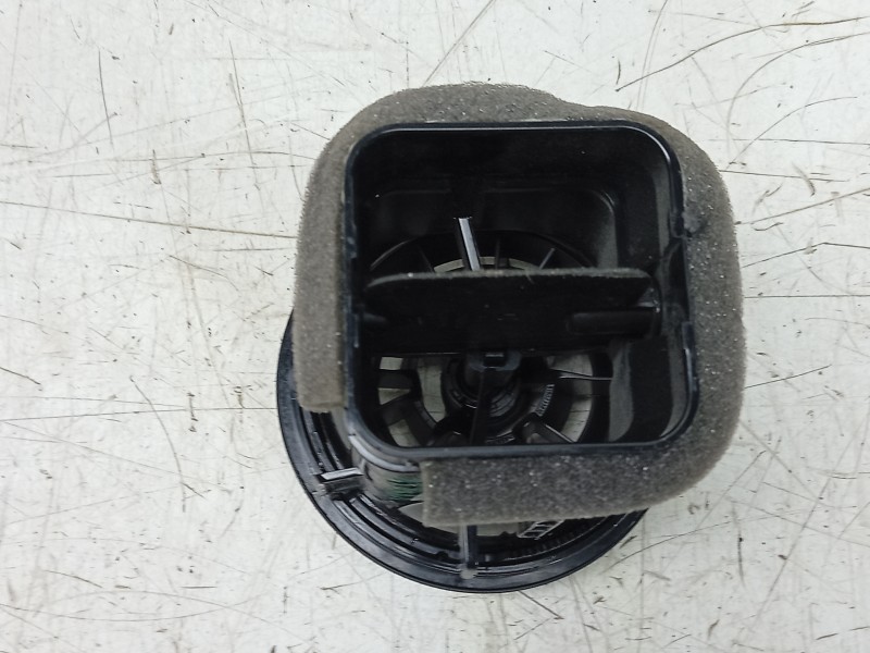 Recambio de rejilla aireadora para audi q2 (gab, gag) 30 tdi referencia OEM IAM  81A820901E 
