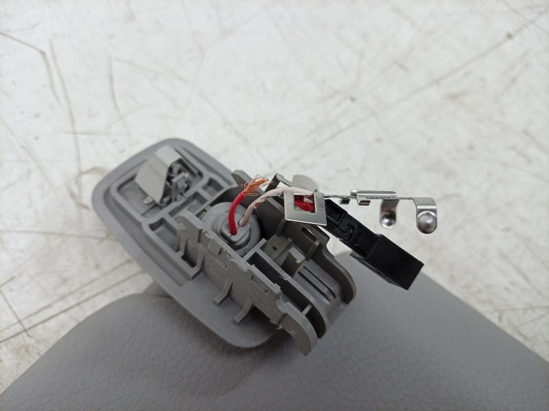 Recambio de parasol derecho para bmw x1 (f48) sdrive 18 d referencia OEM IAM  51445A3BCC2 