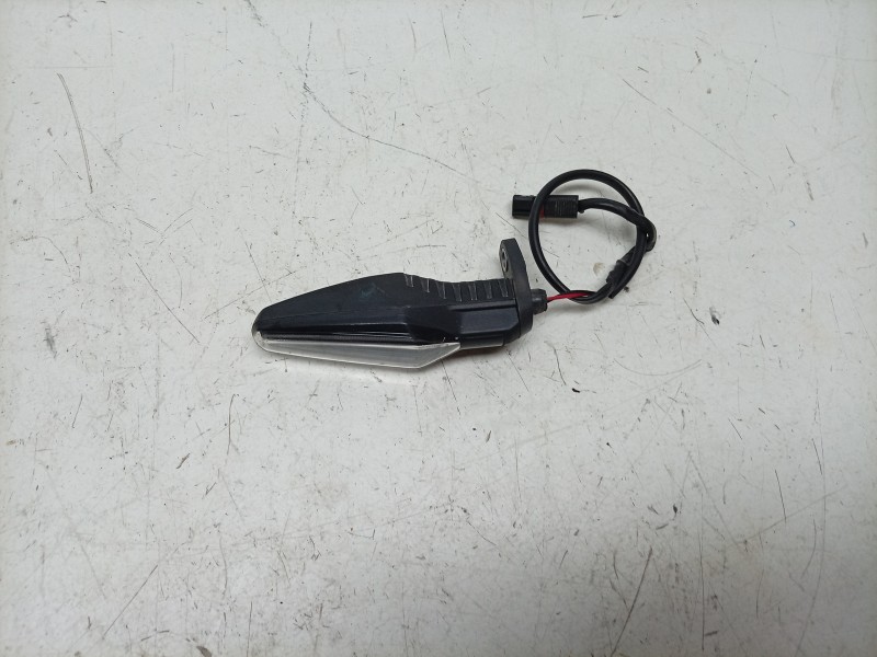 Recambio de piloto delantero derecho para bmw f (801cc - ) f 900 r (4r90) referencia OEM IAM  8557188 