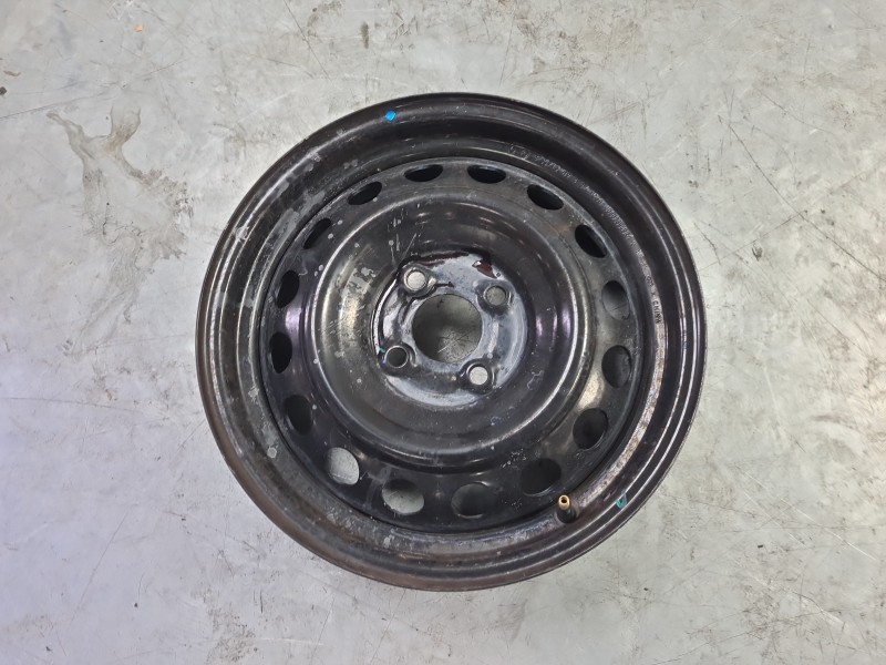 Recambio de llanta para dacia spring referencia OEM IAM  403003949R 