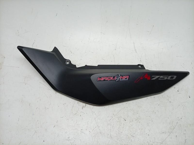 Recambio de moldura para honda xl xl 750 transalp (rd16) referencia OEM IAM  83610MLCD000 