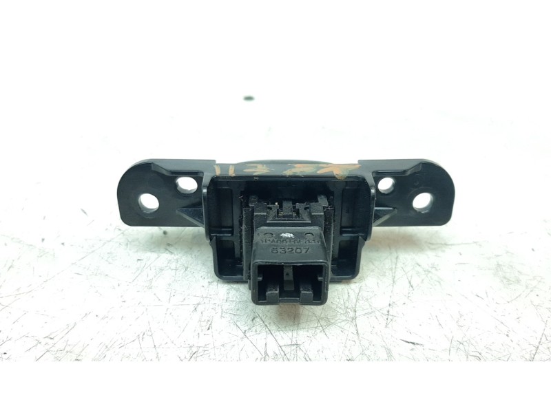 Recambio de warning para nissan pulsar (c13) acenta referencia OEM IAM 682UU3ZL0A  