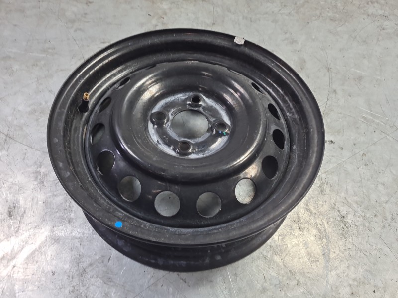 Recambio de llanta para dacia spring referencia OEM IAM  403003949R 