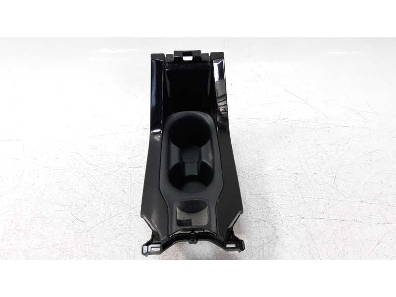 Recambio de moldura para toyota corolla (e21) referencia OEM IAM 5562002320  