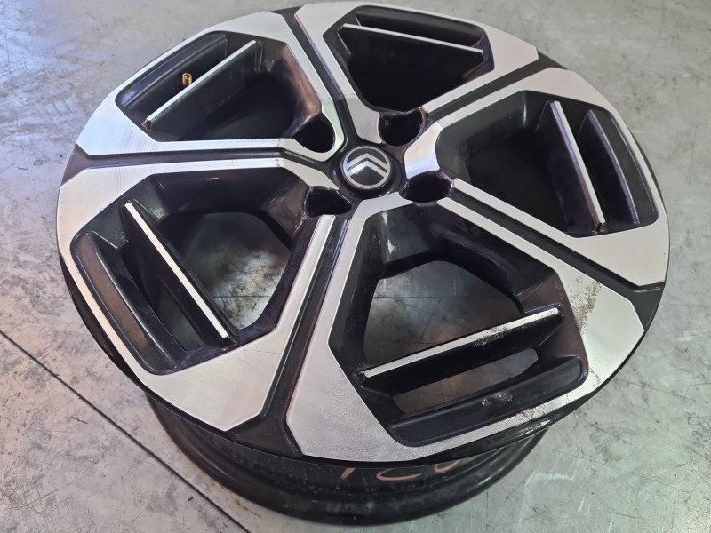 Recambio de llanta para citroën e-c3 aircross electrico 113cv max referencia OEM IAM  98500255XY 