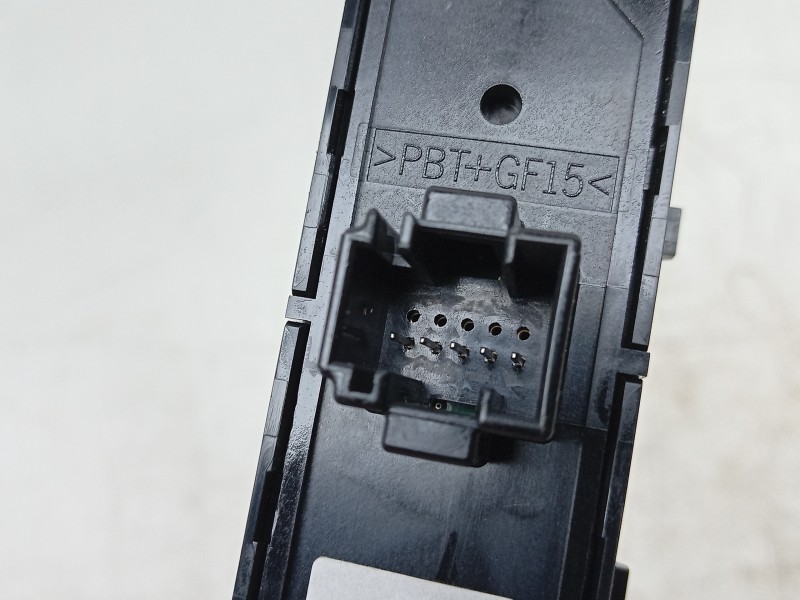 Recambio de mando multifuncion para bmw x1 (f48) sdrive 18 d referencia OEM IAM  61319374833 