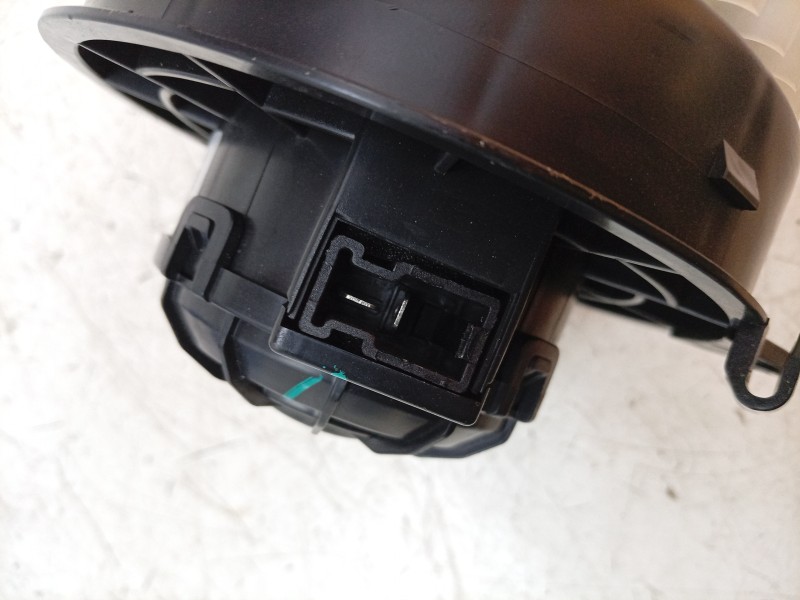Recambio de ventilador calefaccion para dacia spring referencia OEM IAM  251016A0981 34734