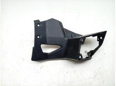 MOLDURA A61008027000 
