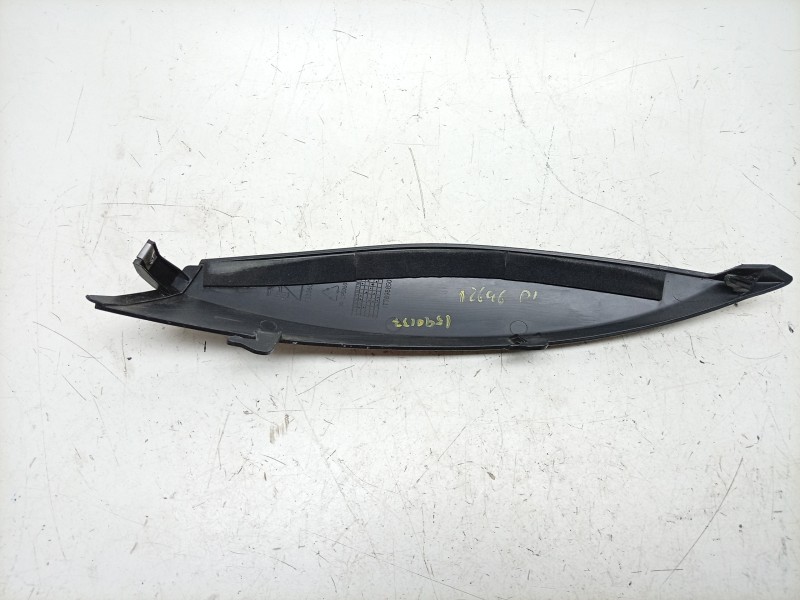 Recambio de moldura para piaggio mp3 mp3 300 hpe (td2, ta2) referencia OEM IAM  IT7898850 