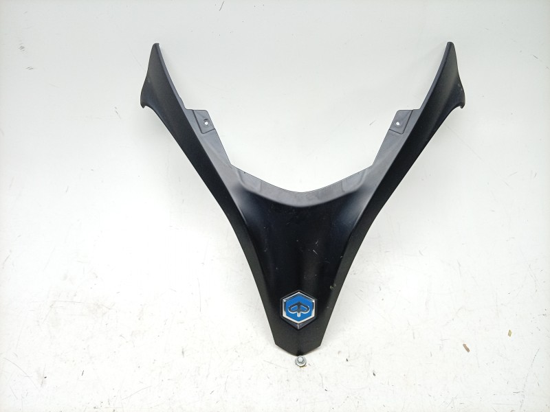 Recambio de moldura para piaggio mp3 mp3 300 hpe (td2, ta2) referencia OEM IAM  1B006001 