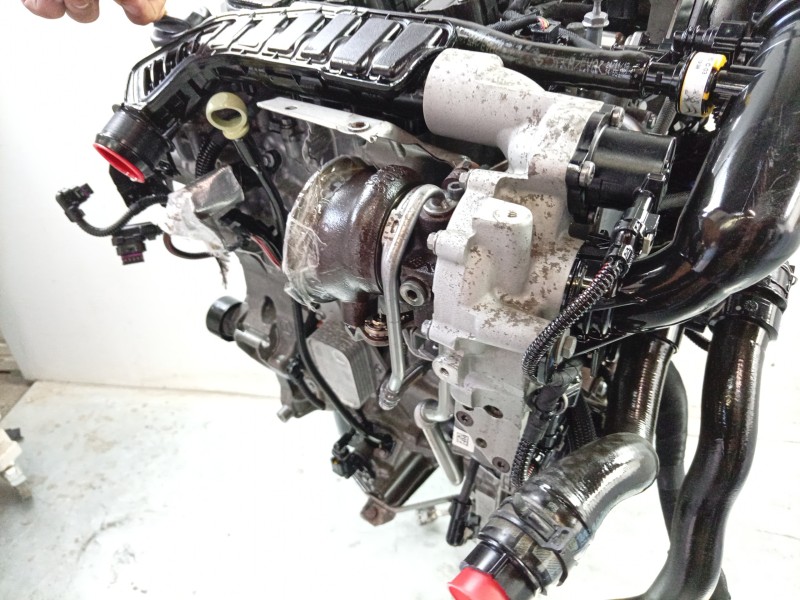 Recambio de motor completo para opel crossland x / crossland (p17, p2qo) 1.2 (75) referencia OEM IAM  10XVAHN5 
