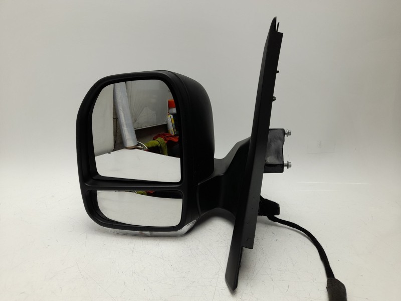 Recambio de retrovisor izquierdo para volkswagen caravelle t7 2.5 ehybrid referencia OEM IAM  PZ3117683A 1061083012/4140301