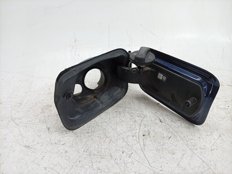 Recambio de tapa exterior combustible para bmw x1 (f48) sdrive 18 d referencia OEM IAM  51177359631 