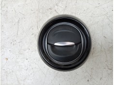 Recambio de aireador derecho para renault captur i (j5_, h5_) 0.9 tce 90 referencia OEM IAM  687608143R 