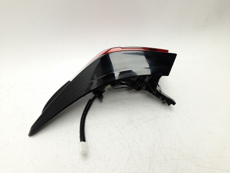 Recambio de piloto trasero derecho para lexus lbx referencia OEM IAM  8155052F80 