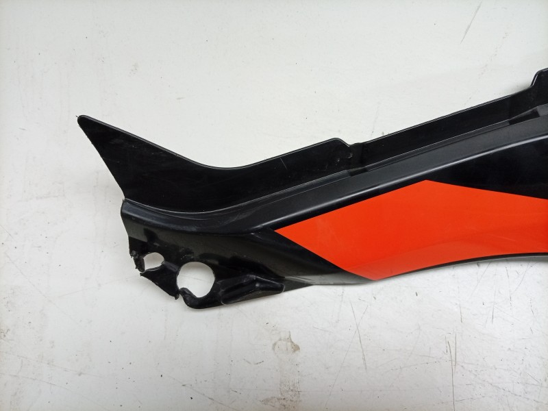 Recambio de carenado delantero derecho para ktm 890 smt referencia OEM IAM  A61008051000 