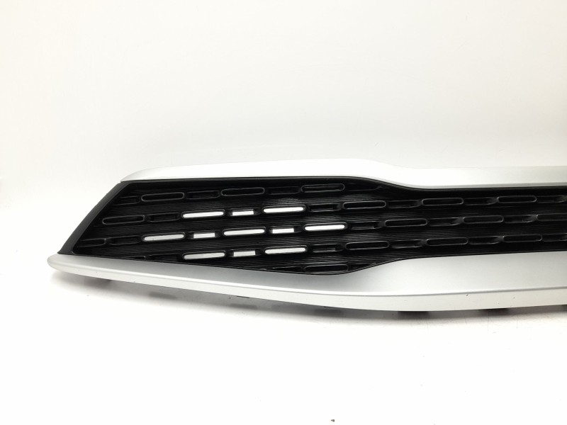 Recambio de rejilla delantera para kia stonic (yb) 1.0 t-gdi referencia OEM IAM  86350H8400 