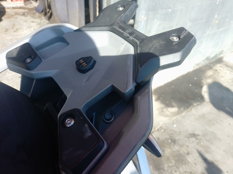 Recambio de portaequipajes para bmw r 1300 gs adventure referencia OEM IAM   
