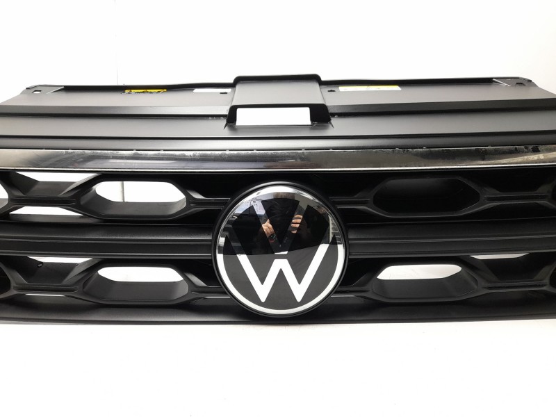 Recambio de rejilla delantera para volkswagen t-roc (a11, d11) 1.0 tsi referencia OEM IAM   