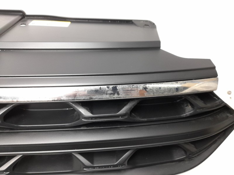 Recambio de rejilla delantera para volkswagen t-roc (a11, d11) 1.0 tsi referencia OEM IAM   