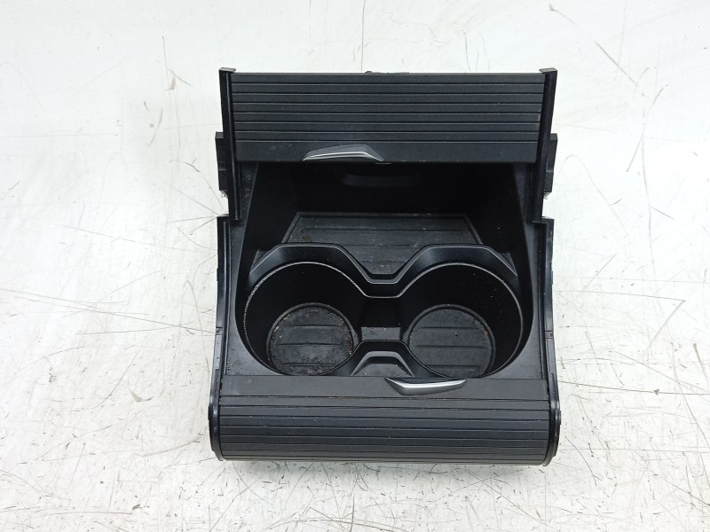 Recambio de cenicero para bmw x1 (f48) sdrive 18 d referencia OEM IAM  9292557 