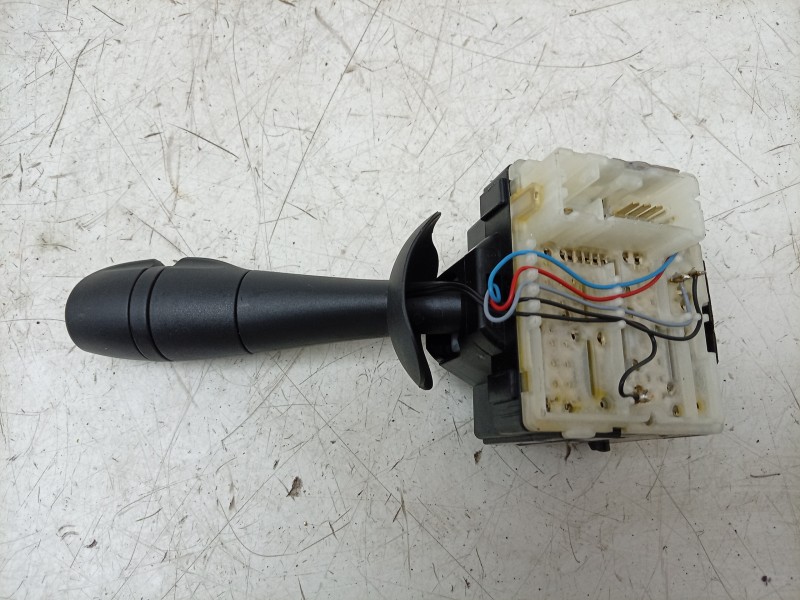Recambio de mando limpia para renault captur i (j5_, h5_) 0.9 tce 90 referencia OEM IAM  255676085R 