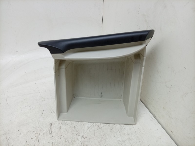 Recambio de guantera para renault captur i (j5_, h5_) 0.9 tce 90 referencia OEM IAM  685000532R 