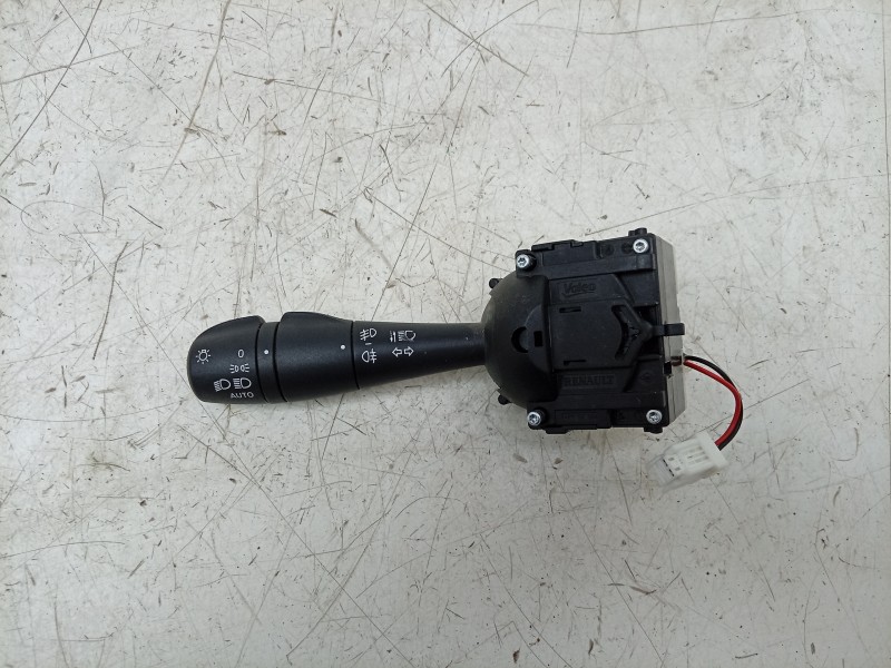 Recambio de mando luces para renault captur i (j5_, h5_) 0.9 tce 90 referencia OEM IAM  255676085R 