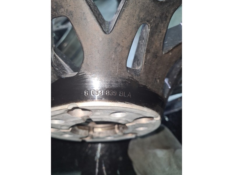 Recambio de llanta para bmw 3 touring m3 competition xdrive referencia OEM IAM  8093839BLA 